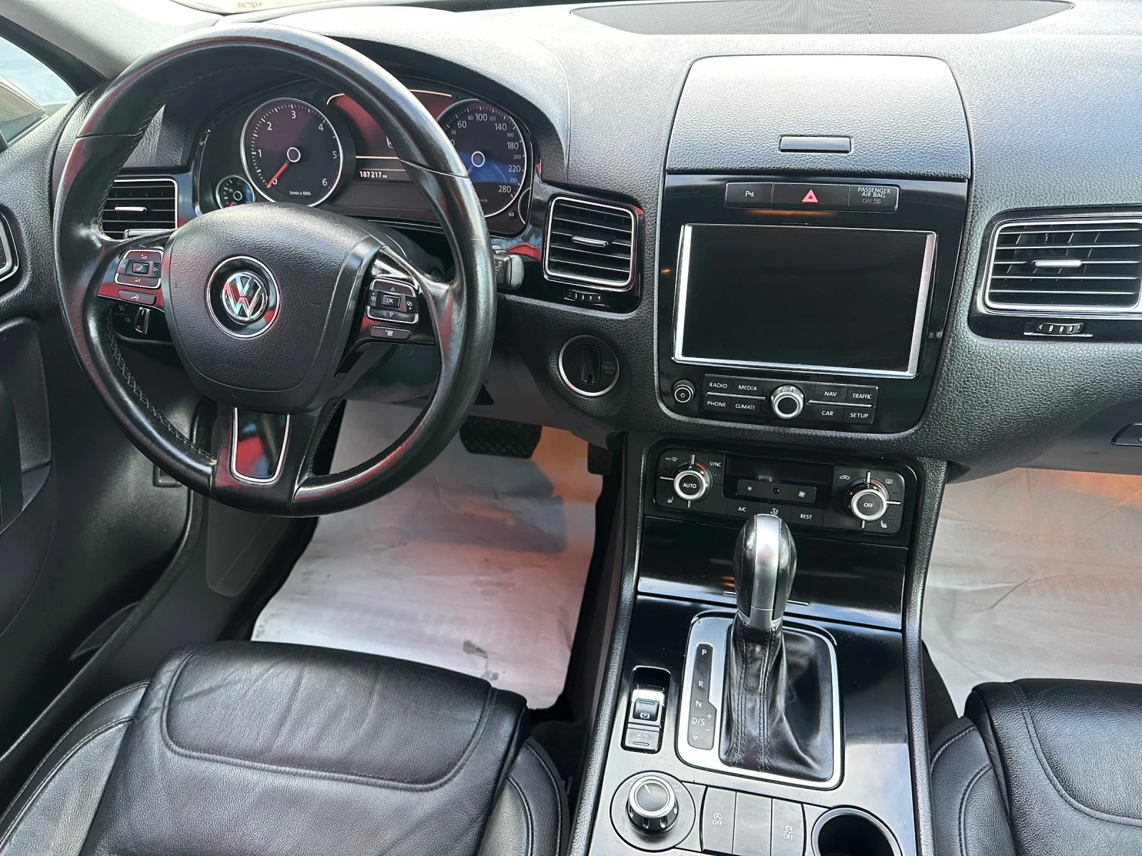 VW Touareg 3, 0tdi Exlusive SPORT | Mobile.bg   9