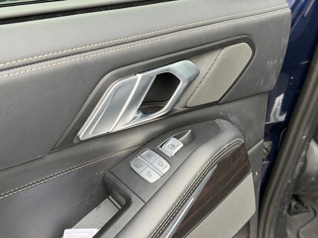 BMW X7 * xDrive40i * CARFAX *    | Mobile.bg   12