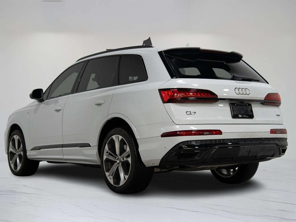 Audi Q7 * quattro Progressiv * CARFAX * БЕЗ ПЪРВОНАЧАЛНА В - изображение 5