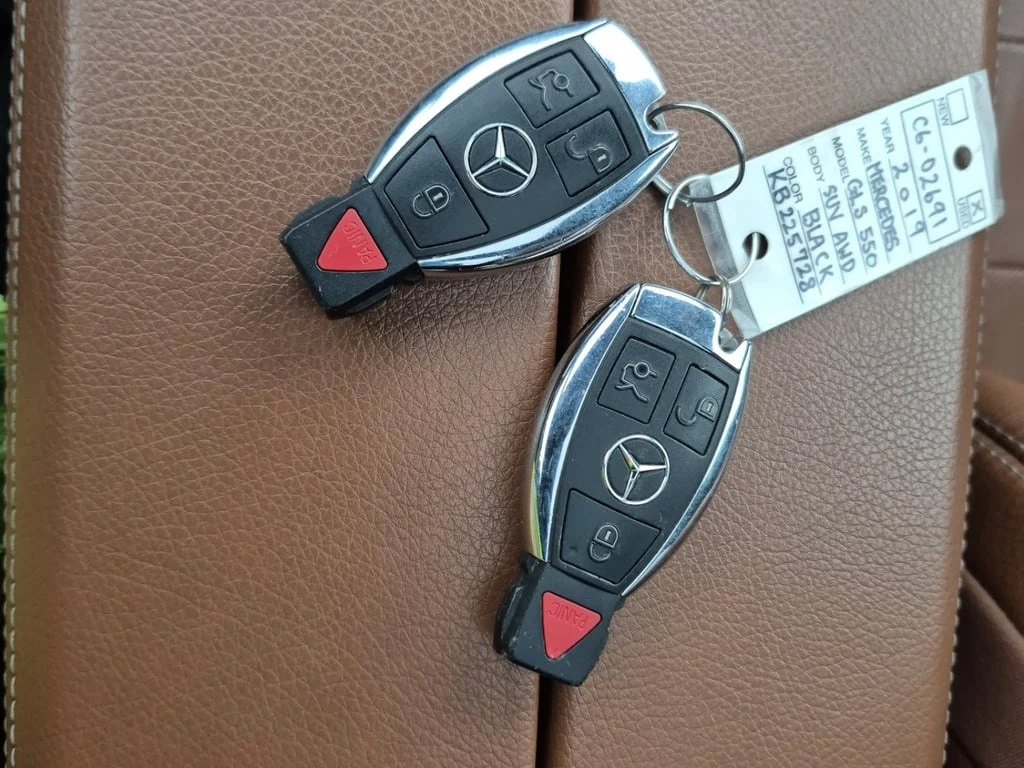 Mercedes-Benz GLS * 550 * CARFAX * ЦЕНА ДО БГ - изображение 9