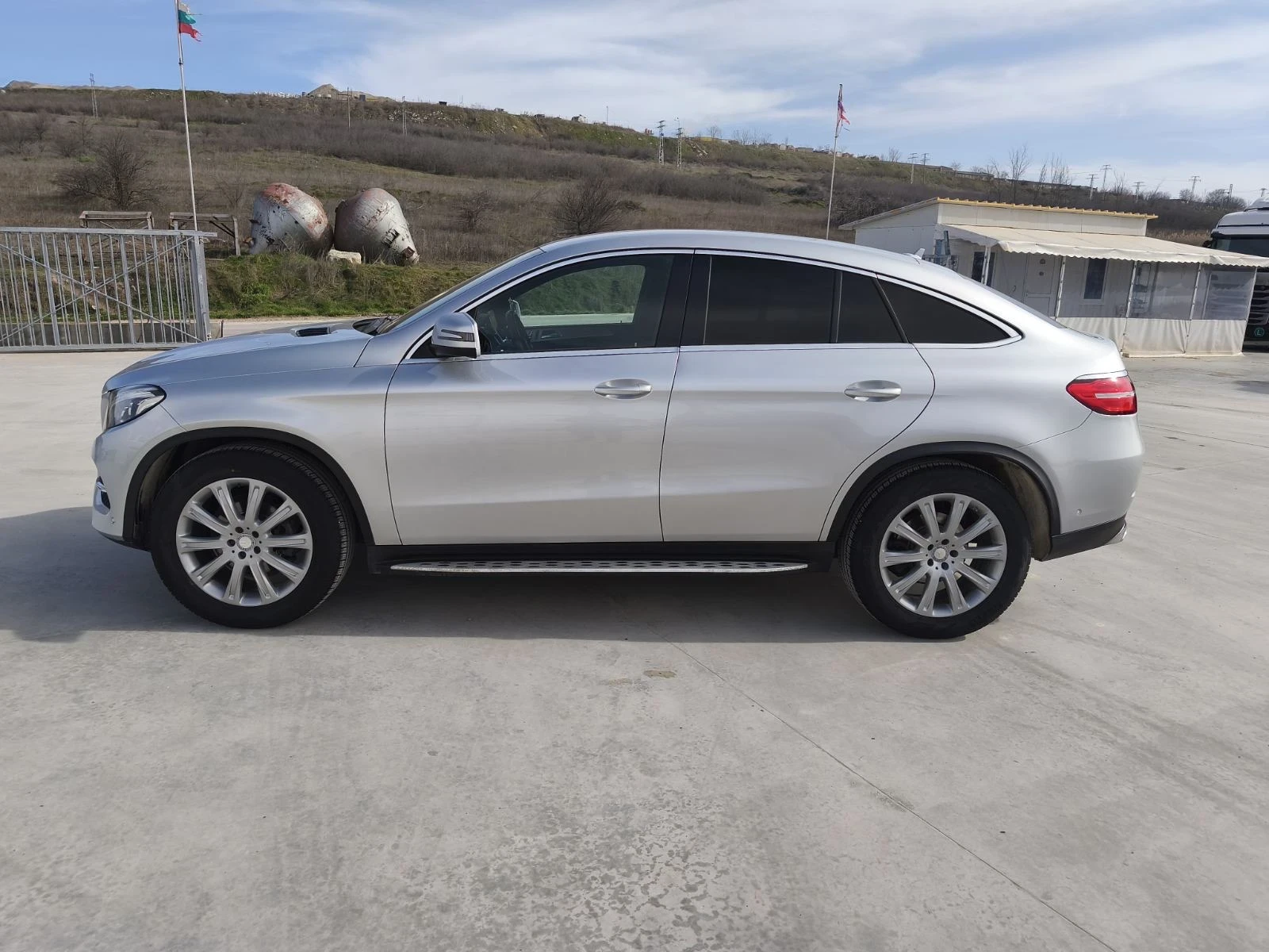 Mercedes-Benz GLE 350  - изображение 4