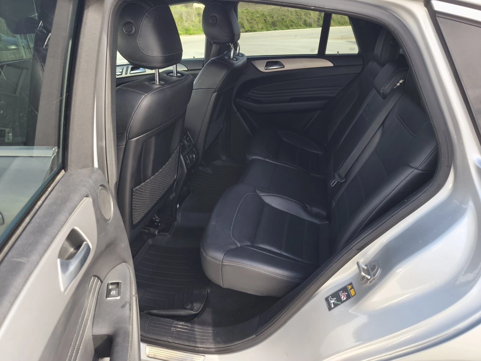 Mercedes-Benz GLE 350, снимка 12 - Автомобили и джипове - 53720097