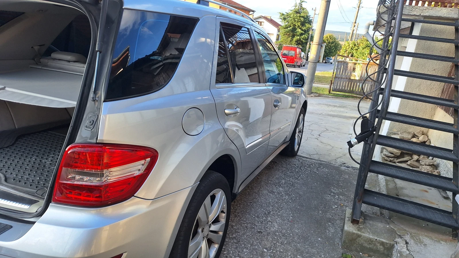 Mercedes-Benz ML 320, снимка 5 - Автомобили и джипове - 53739452