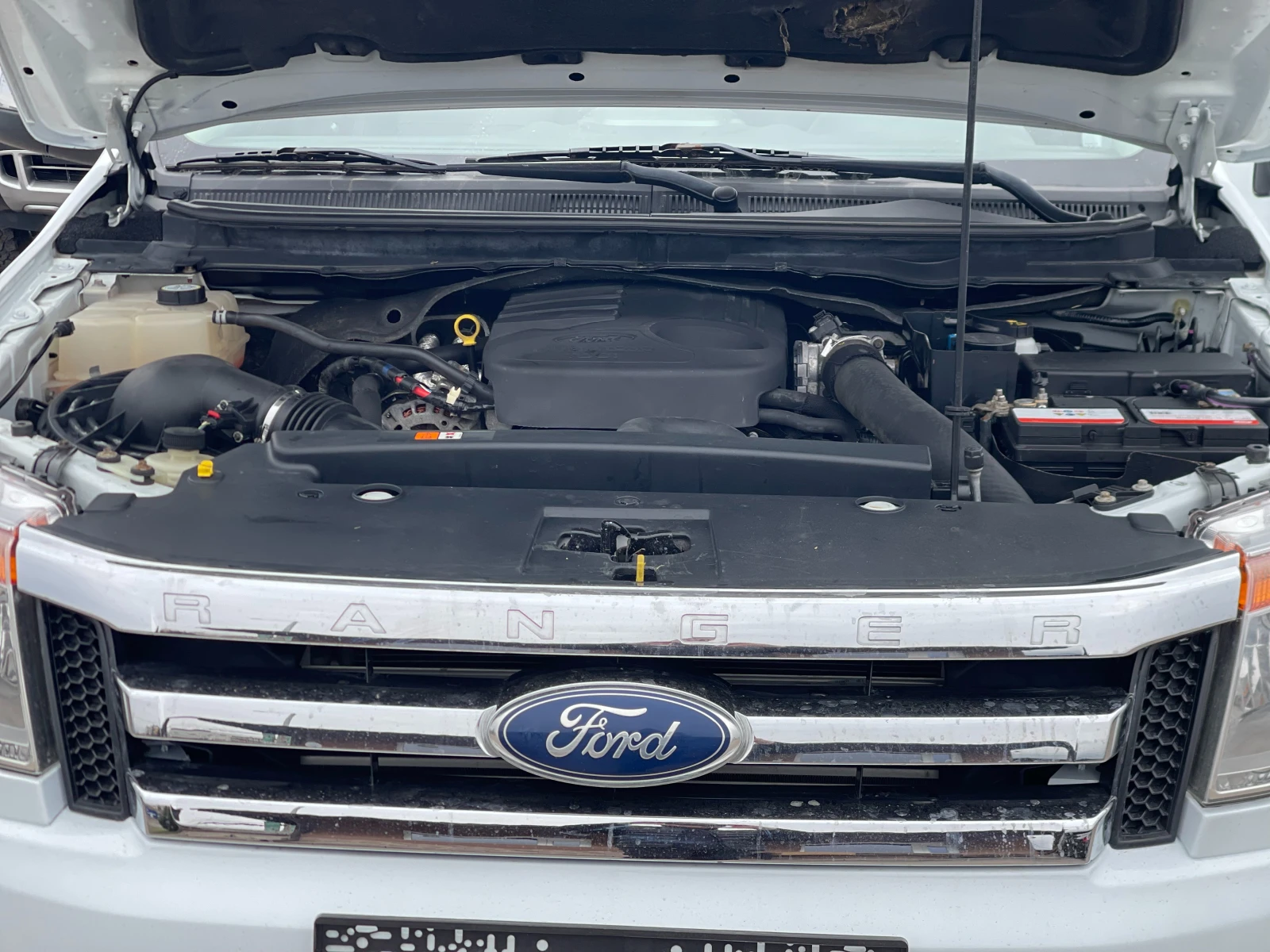 Ford Ranger 2.2TDCi Limited 4x4, снимка 14 - Автомобили и джипове - 53911680