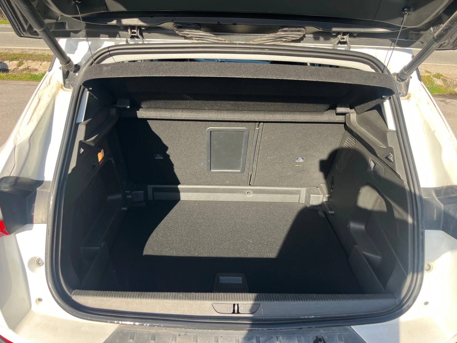 Opel Grandland X 1.2 Turbo 131 KS, снимка 14 - Автомобили и джипове - 54114477