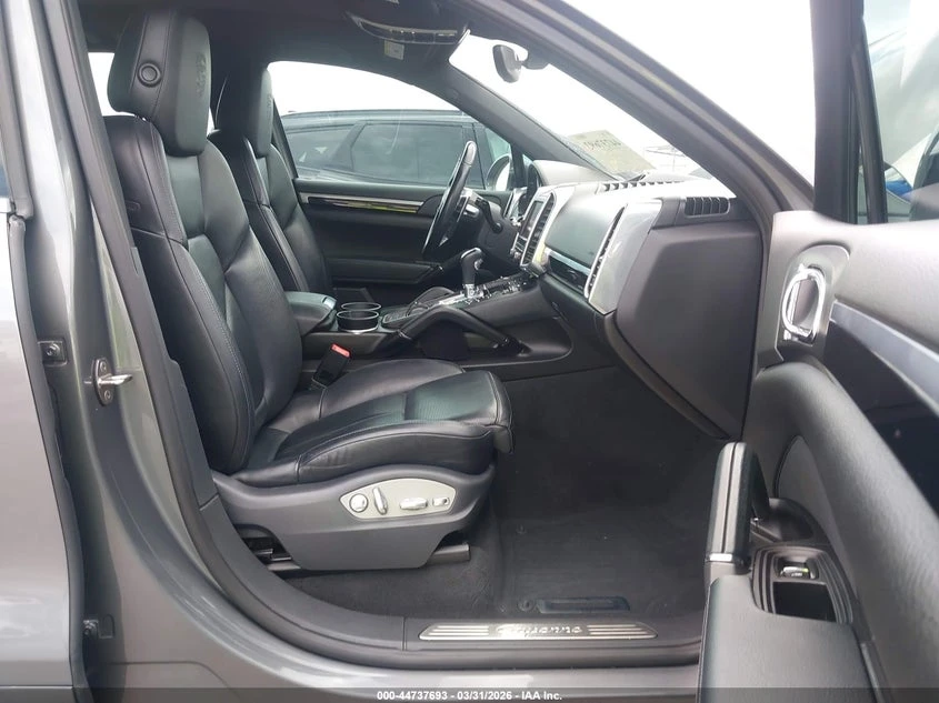 Porsche Cayenne 3.6L V-6 DI, DOHC, VVT, 300HP All Wheel Drive | Mobile.bg � ����������� 5