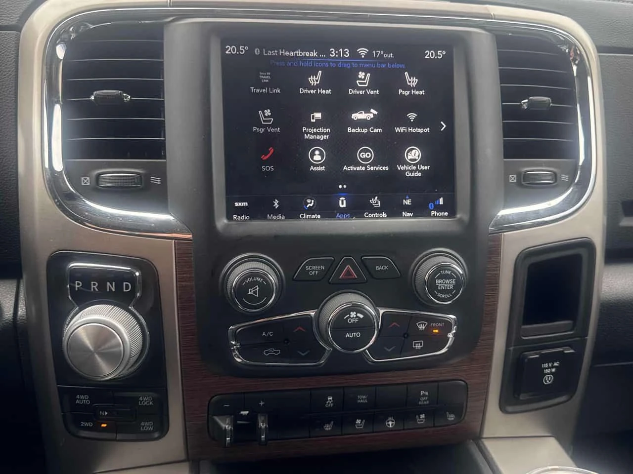 Dodge RAM 1500 * Laramie * ОБДУХВАНЕ * КОМПЛЕКТ ГУМИ, снимка 9 - Автомобили и джипове - 54484459