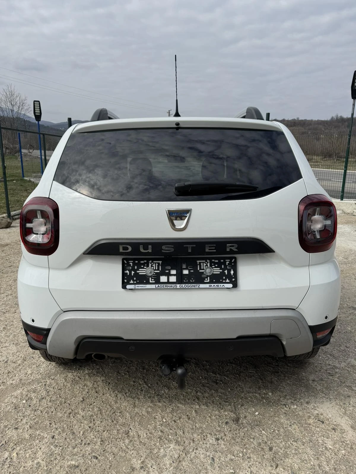 Dacia Duster 1.5 dci, 84000km, 4x4 , снимка 5 - Автомобили и джипове - 54510514