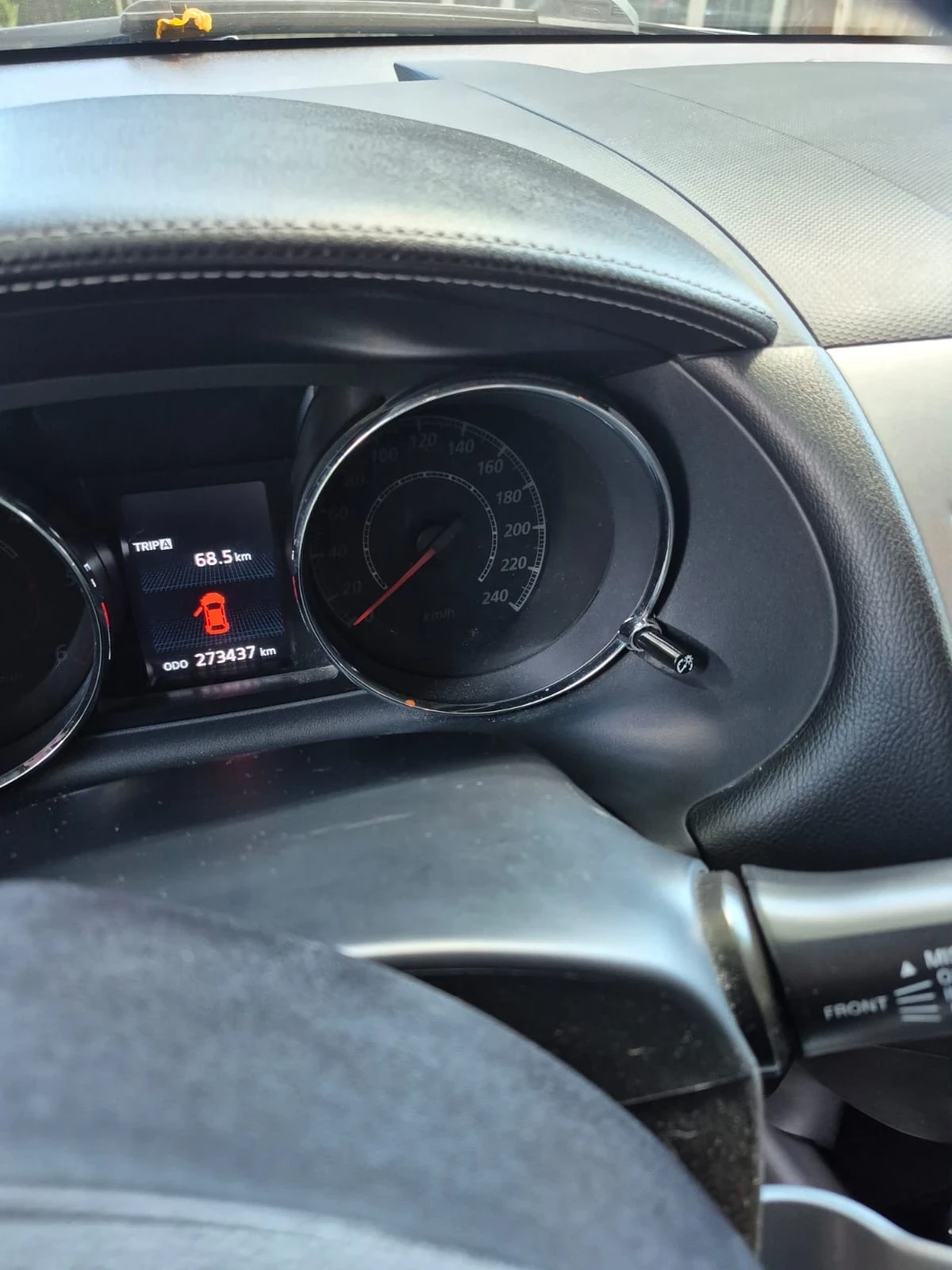Citroen C-Crosser 2.2 HDI, снимка 10 - Автомобили и джипове - 55777073