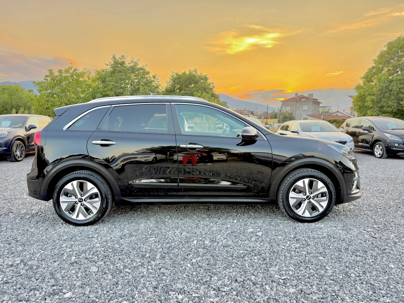 Kia Niro 67kWh.Facelift(07.2021).Executive.Термопомпа.FULL., снимка 4 - Автомобили и джипове - 56163078