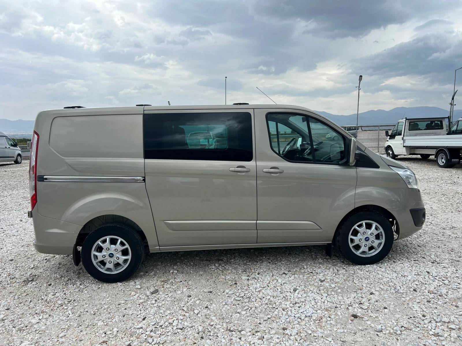 Ford Transit CUSTOM КЛИМАТИК - изображение 9