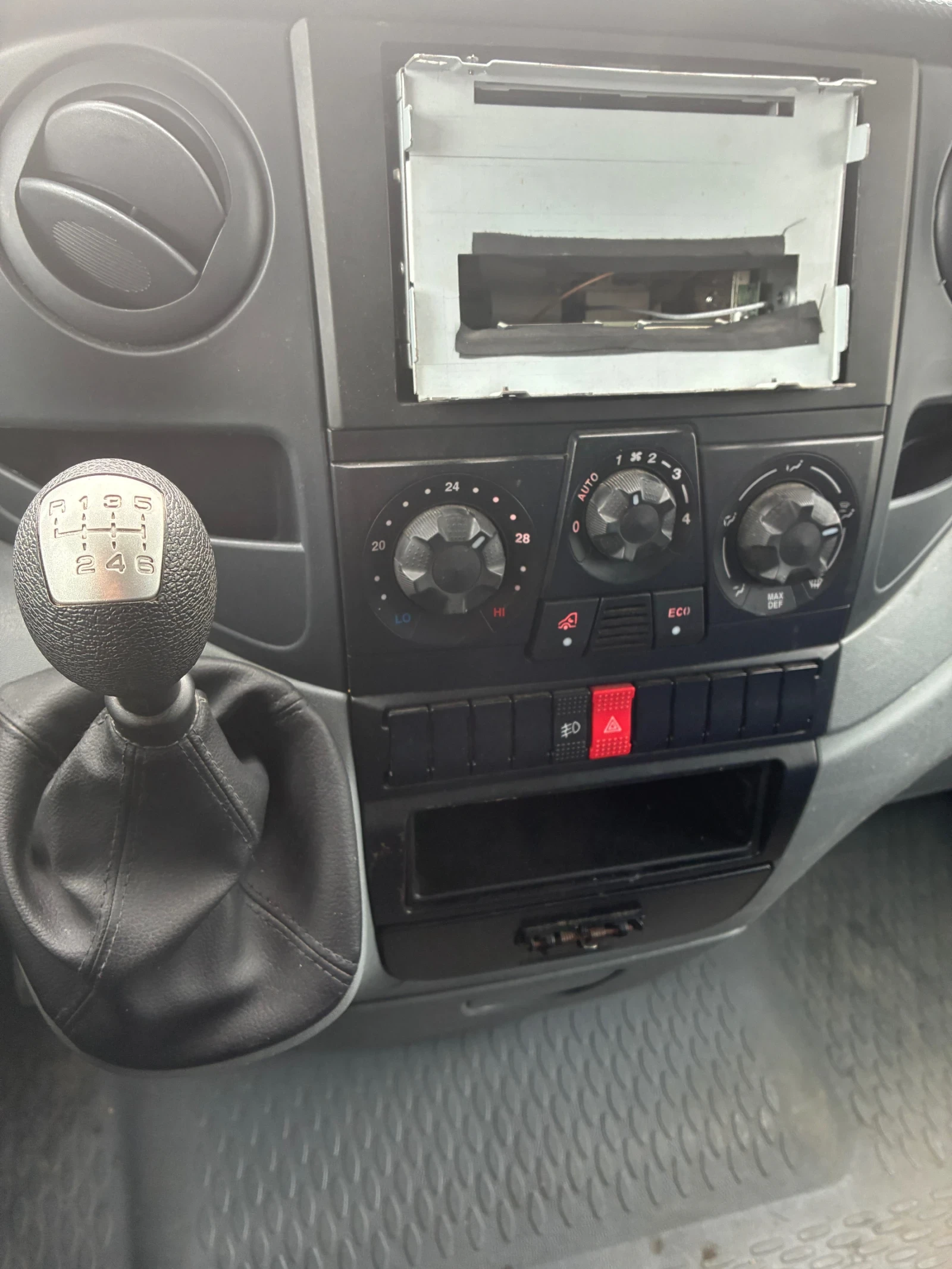 Iveco 35c15 3.0 �� 6 �������� | Mobile.bg � ����������� 12