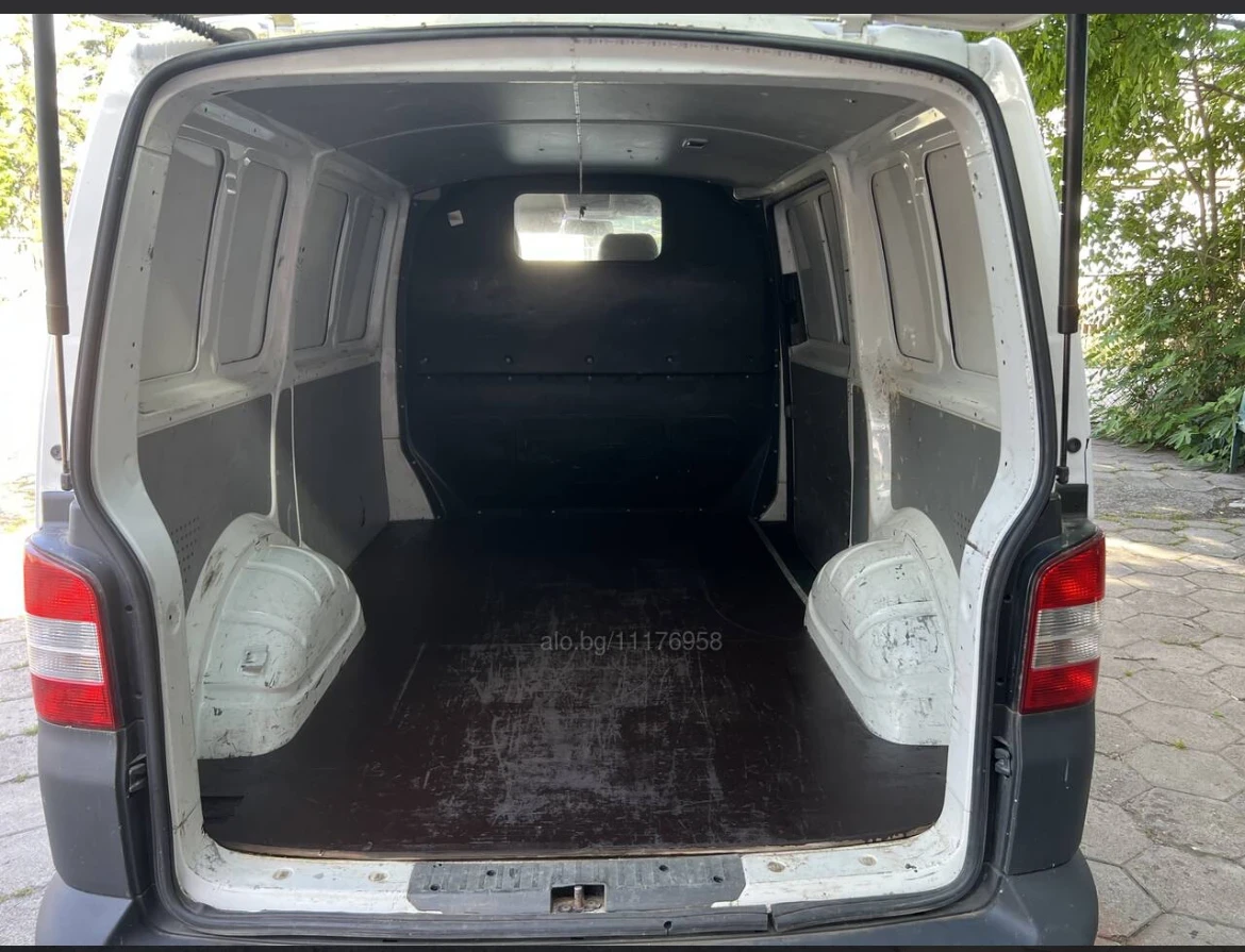 VW Transporter 2.0TDI 115kc.Климатик, снимка 8 - Бусове и автобуси - 55249244