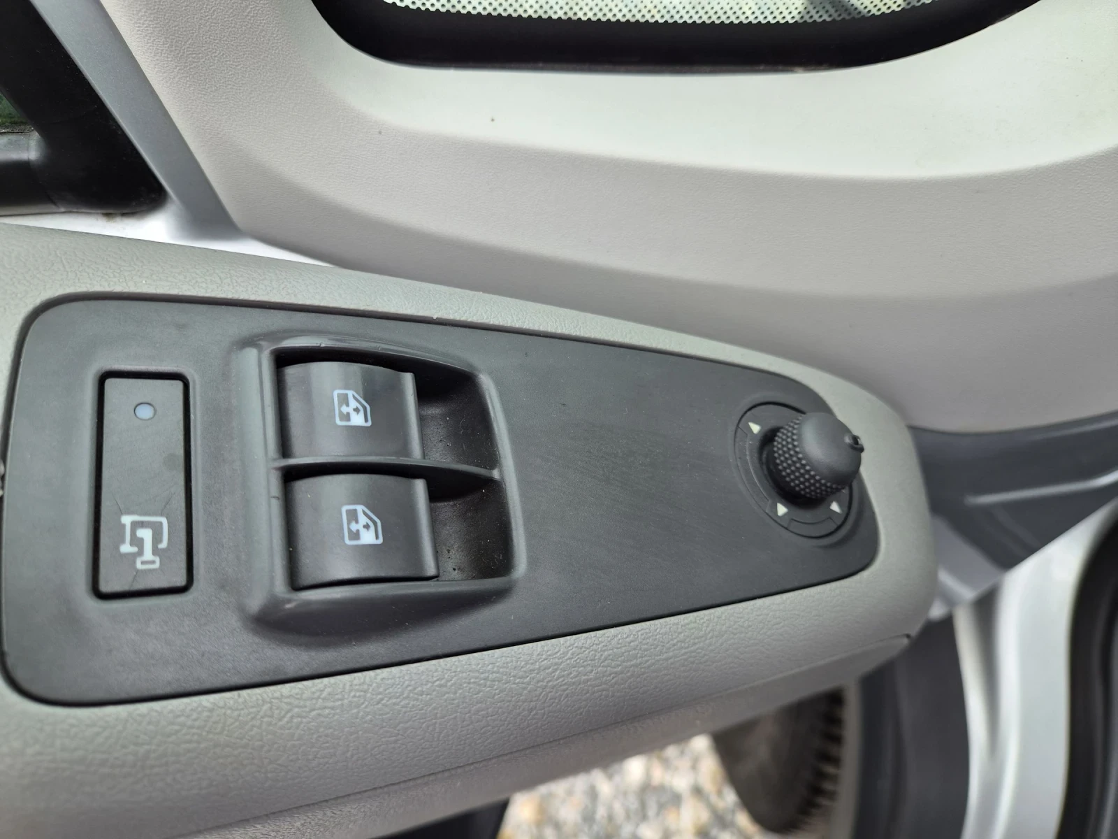 Peugeot Boxer HDi * 3.0 * Климатик, снимка 12 - Бусове и автобуси - 55272278