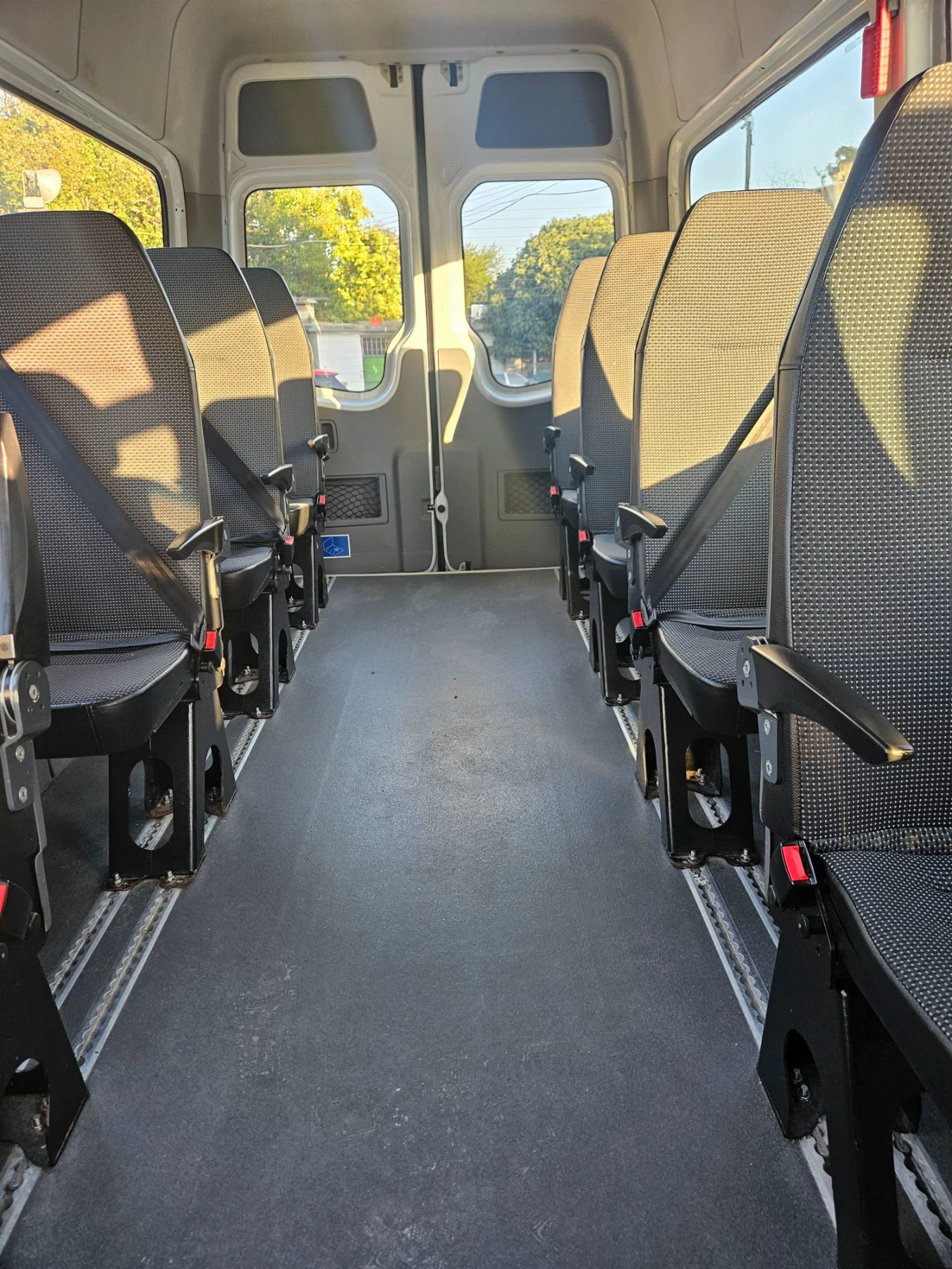 Mercedes-Benz Sprinter 313 Transfer Bus- 9места, снимка 6 - Бусове и автобуси - 55891763