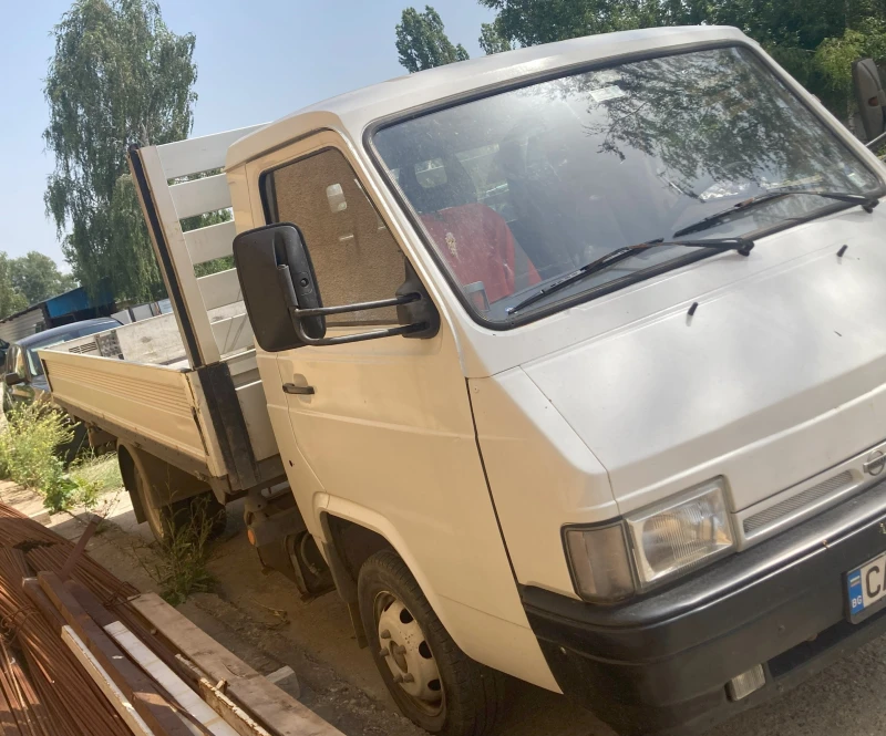 Nissan Trade, снимка 3 - Камиони - 47044293