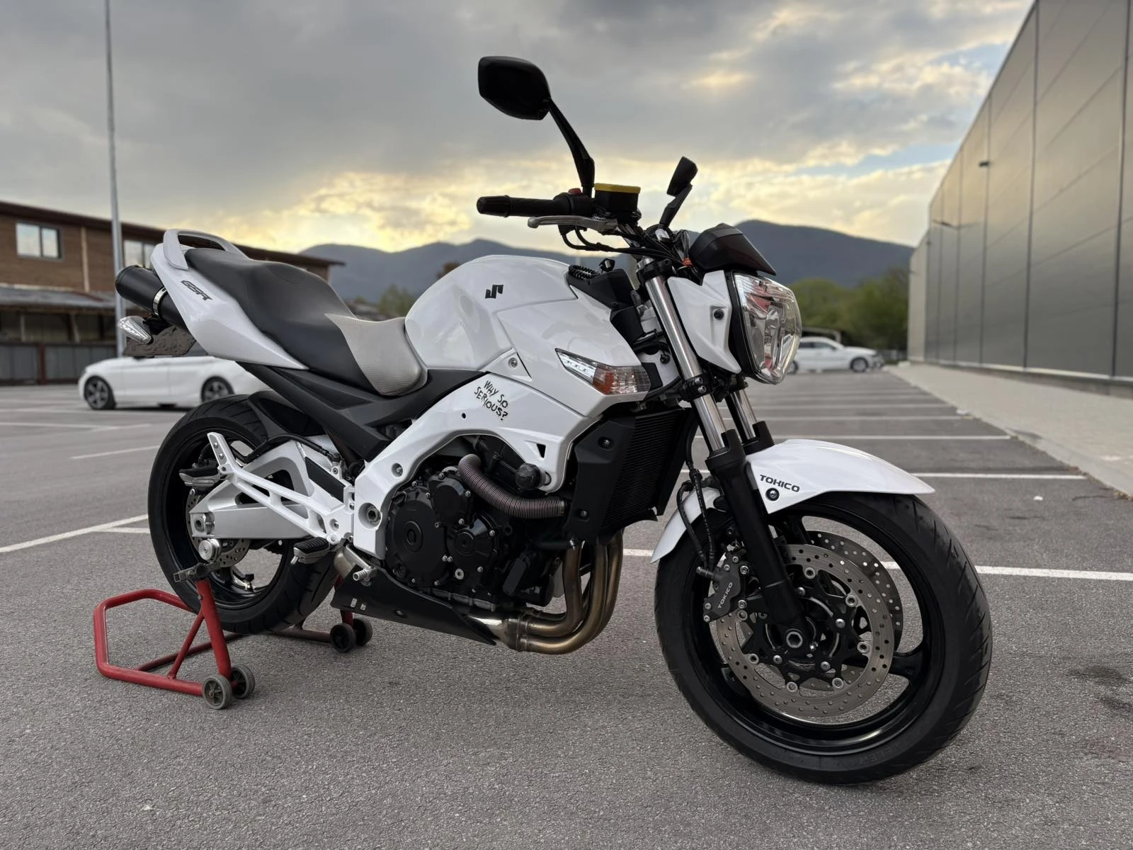 Suzuki Gsr 600, снимка 2 - Мотоциклети и мототехника - 54417624