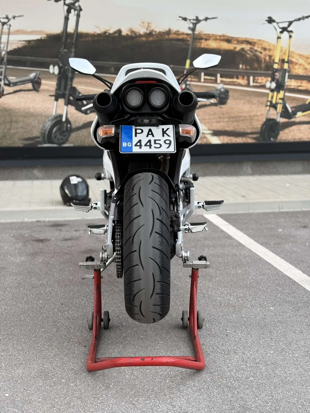 Suzuki Gsr 600, снимка 4 - Мотоциклети и мототехника - 54417624