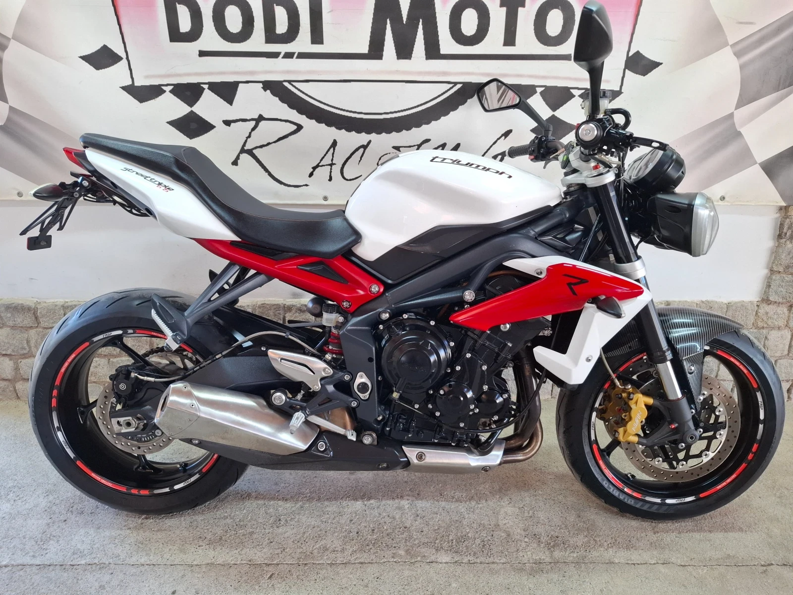 Triumph Street Triple 675 R * * * , снимка 10 - Мотоциклети и мототехника - 55692257