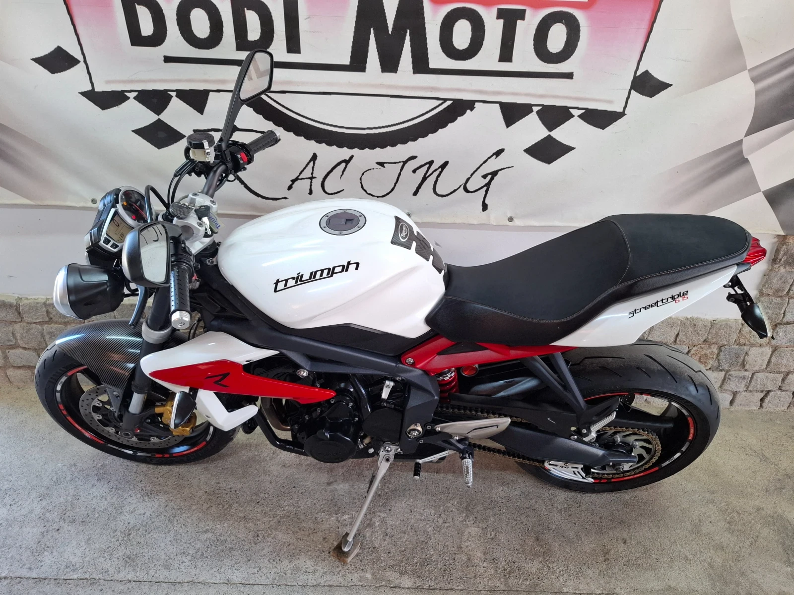 Triumph Street Triple 675 R * * * , снимка 6 - Мотоциклети и мототехника - 55692257