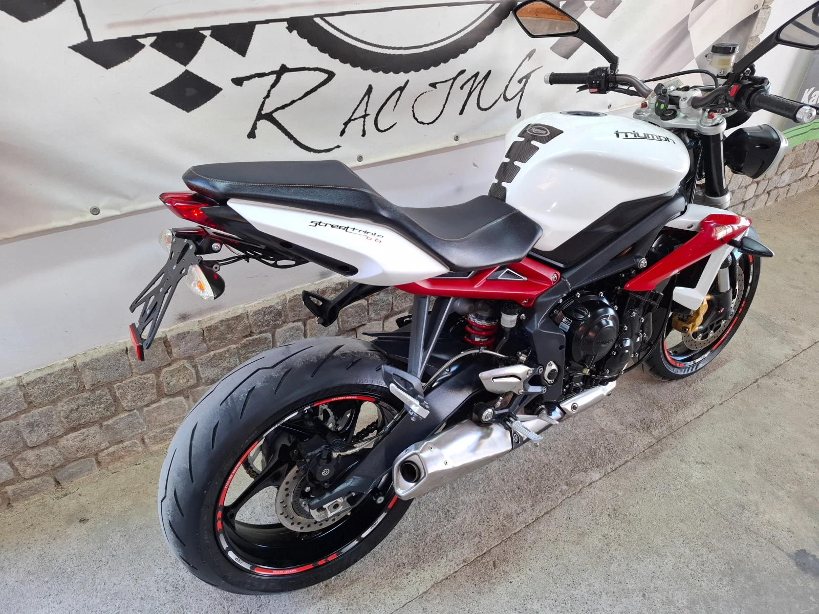 Triumph Street Triple 675 R * * * , снимка 16 - Мотоциклети и мототехника - 55692257