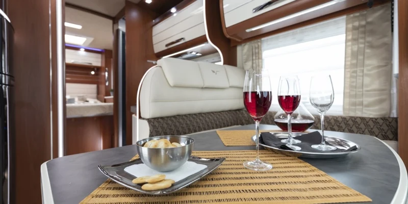 Кемпер Mobilvetta Kea P68, снимка 6 - Каравани и кемпери - 52427011