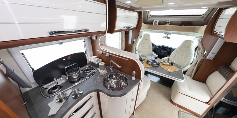 Кемпер Mobilvetta Kea P68, снимка 15 - Каравани и кемпери - 52427011