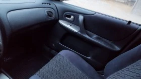 Mazda 323 F, снимка 8