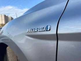 Toyota Camry Hybrid SE, снимка 3