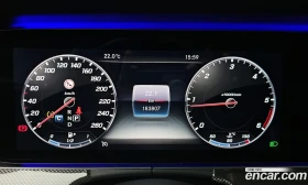 Mercedes-Benz CLS CLS300d AMG Line, снимка 8