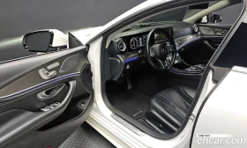 Mercedes-Benz CLS CLS300d AMG Line, снимка 10