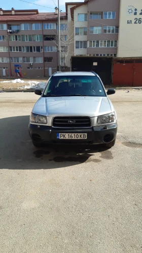 Subaru Forester Subaru forester 2X 125к.с. 142000км. Гаражен, снимка 1