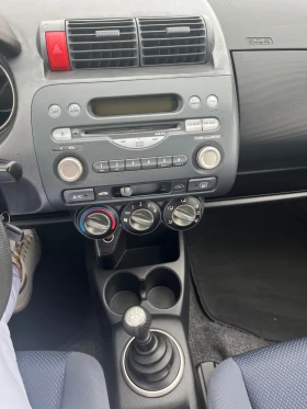 Honda Jazz 1, 4 КЛИМА - 2900 лв. / 1482.75 € - 95056490 11