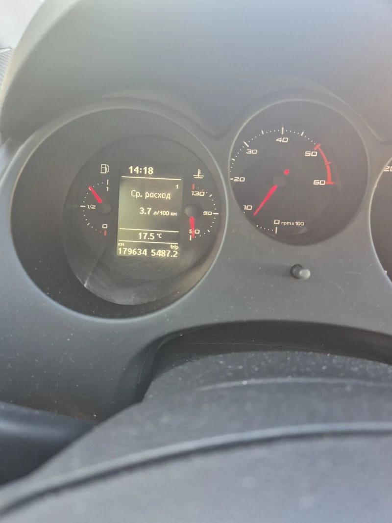 Seat Altea Уникат 1.6HDI COPA CHILI, снимка 13 - Автомобили и джипове - 52377973