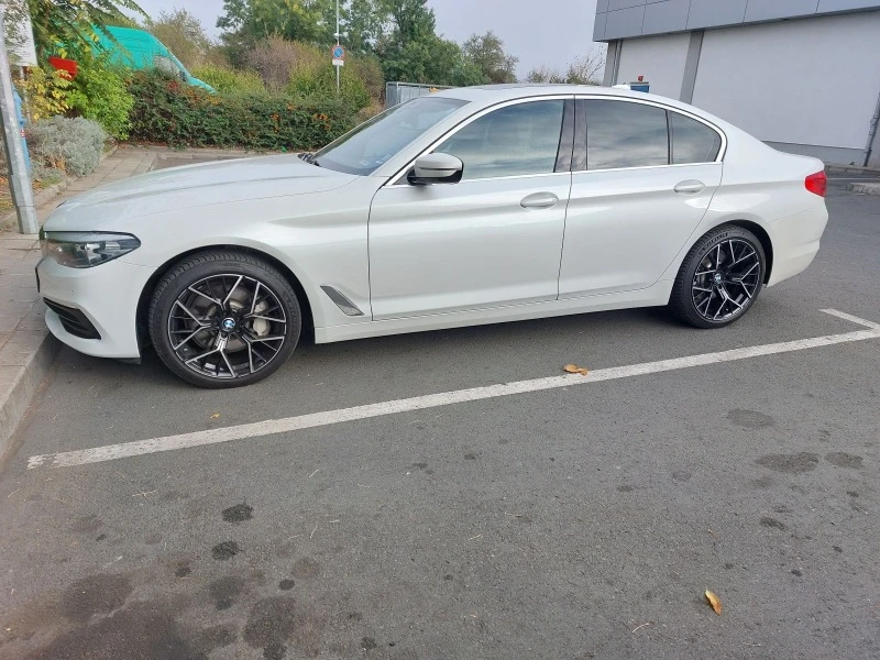 BMW 530 530 xdrive sport line, снимка 13 - Автомобили и джипове - 47133211