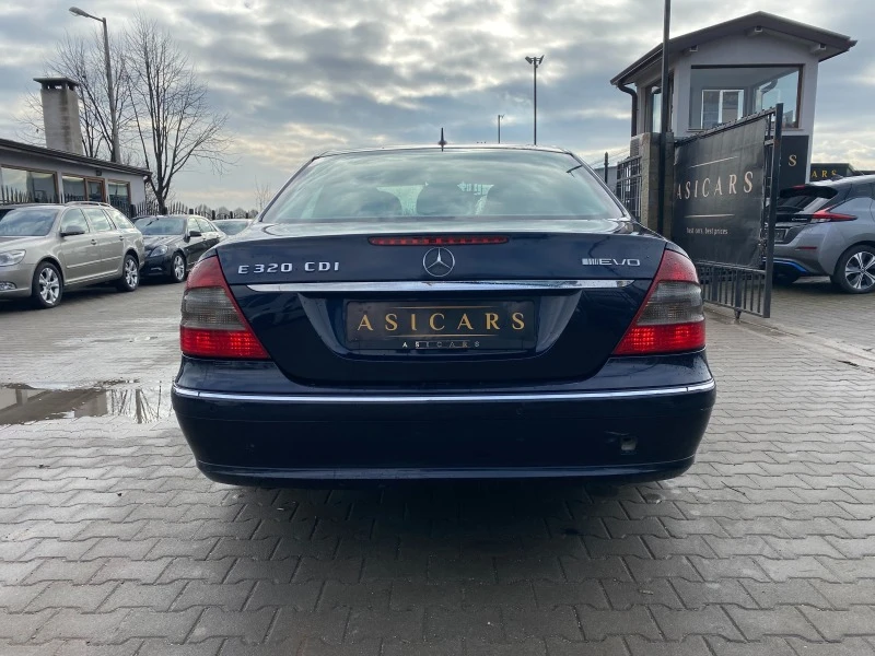 Mercedes-Benz E 320 3.0D EVO AUTOMATIC, снимка 4 - Автомобили и джипове - 44372698