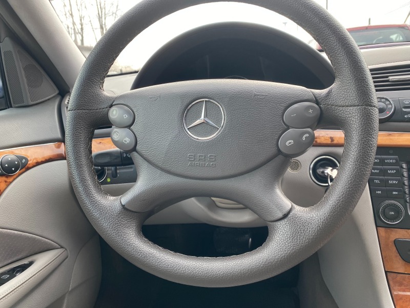 Mercedes-Benz E 320 3.0D EVO AUTOMATIC, снимка 15 - Автомобили и джипове - 44372698
