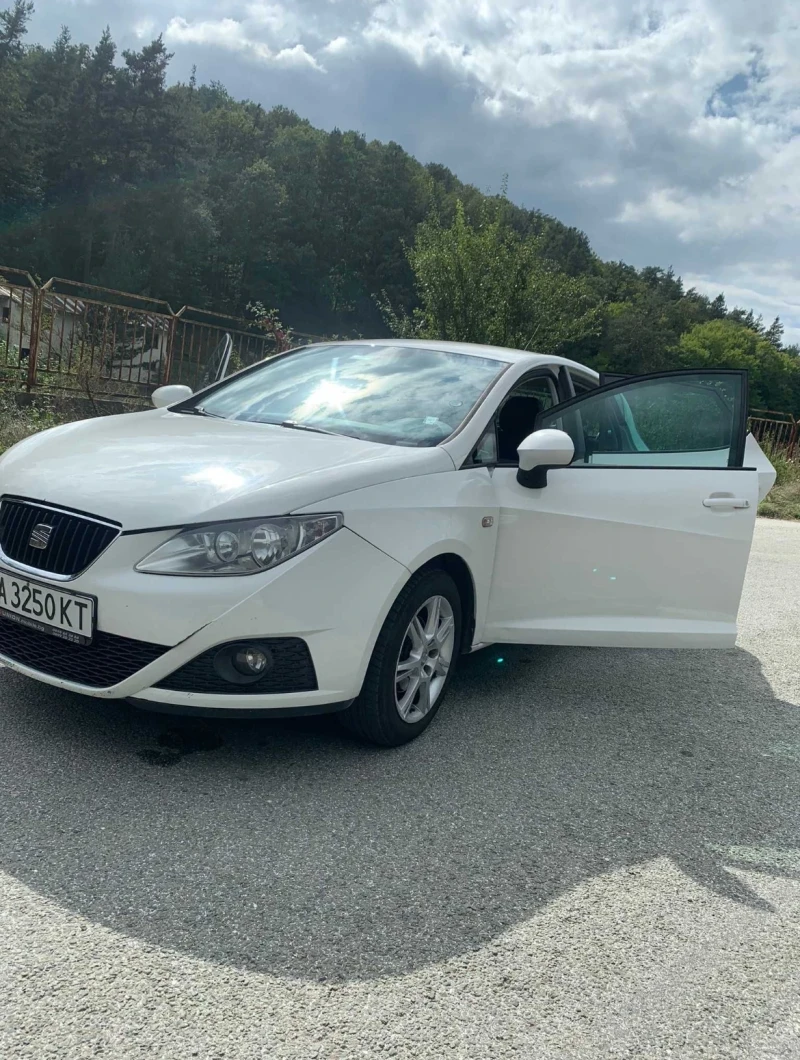 Seat Ibiza 1.2, снимка 3 - Автомобили и джипове - 49020337