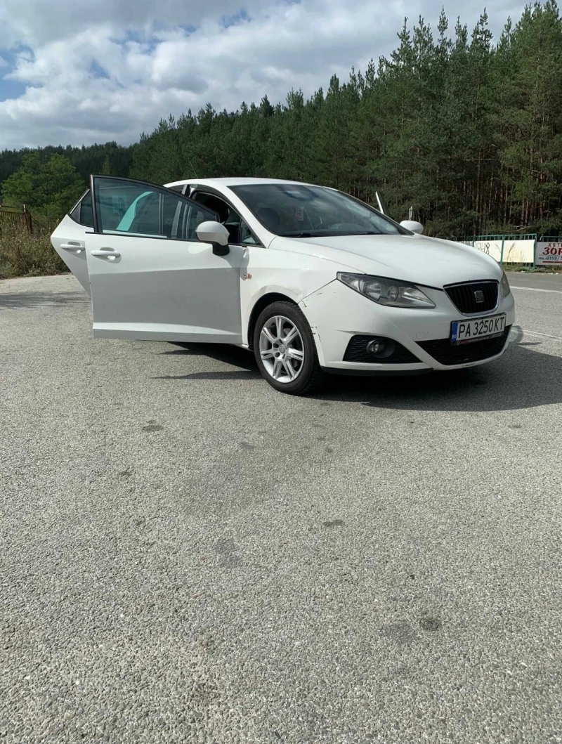 Seat Ibiza 1.2, снимка 2 - Автомобили и джипове - 49020337