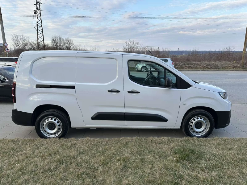 Toyota Proace City Van L2 (Дълга база) Comfort 1.5D, снимка 8 - Автомобили и джипове - 49114474