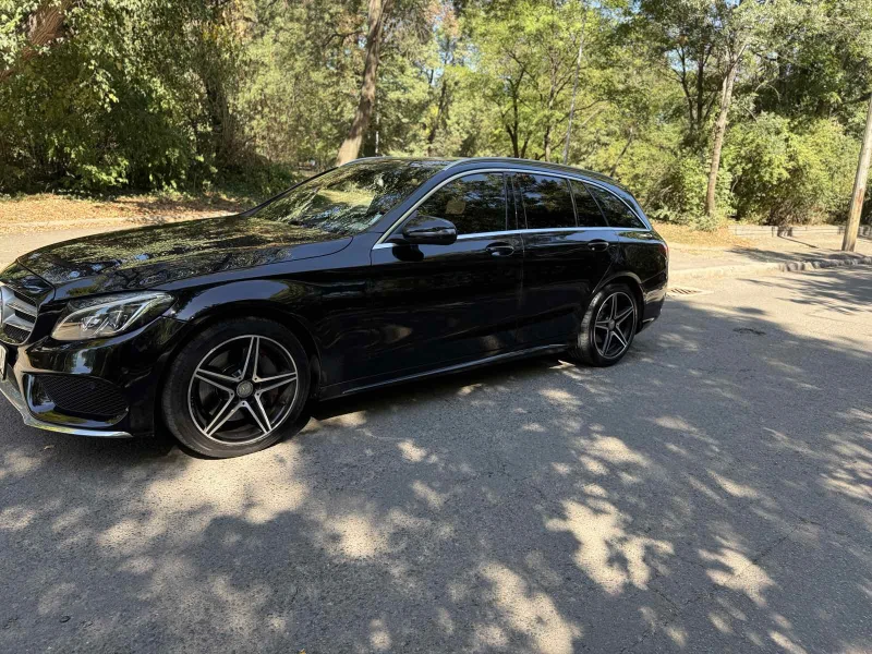 Mercedes-Benz C 250  AMG 4MATIC , снимка 2 - Автомобили и джипове - 52157266