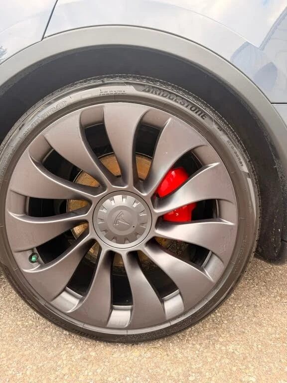 Tesla Model Y Performance AWD, снимка 12 - Автомобили и джипове - 56070529