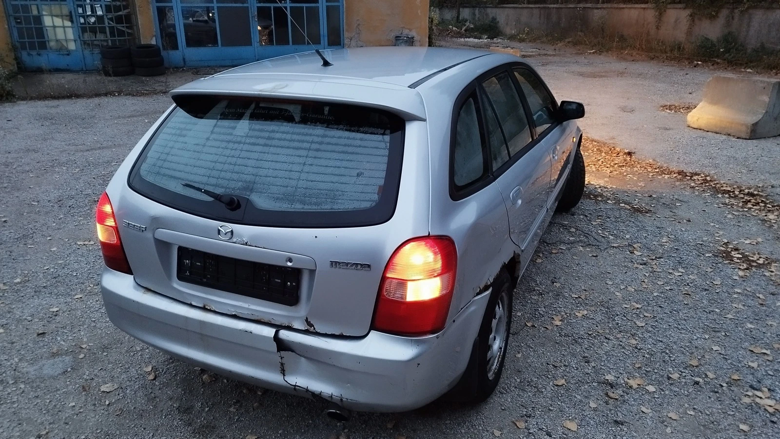 Mazda 323 F | Mobile.bg   13