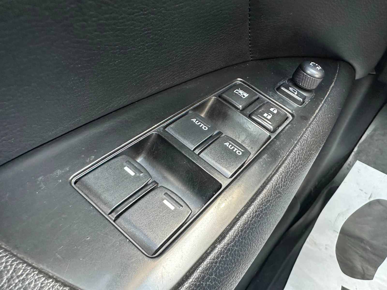 Suzuki Kizashi 2.4i/4x4/��������� | Mobile.bg � ����������� 16