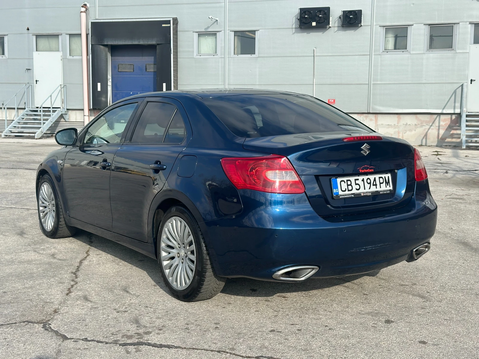 Suzuki Kizashi 2.4i 178 к.с.  - изображение 3