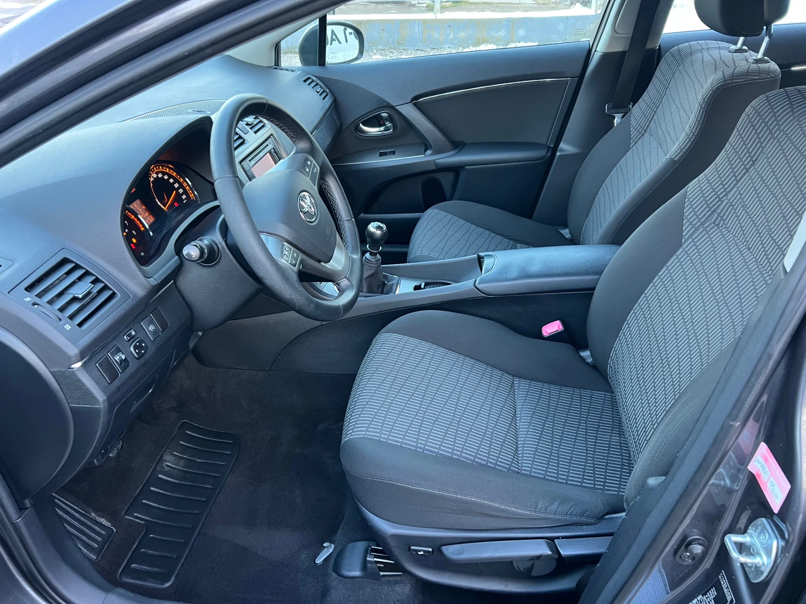 Toyota Avensis 1.8-NAVI FULL | Mobile.bg � ����������� 10