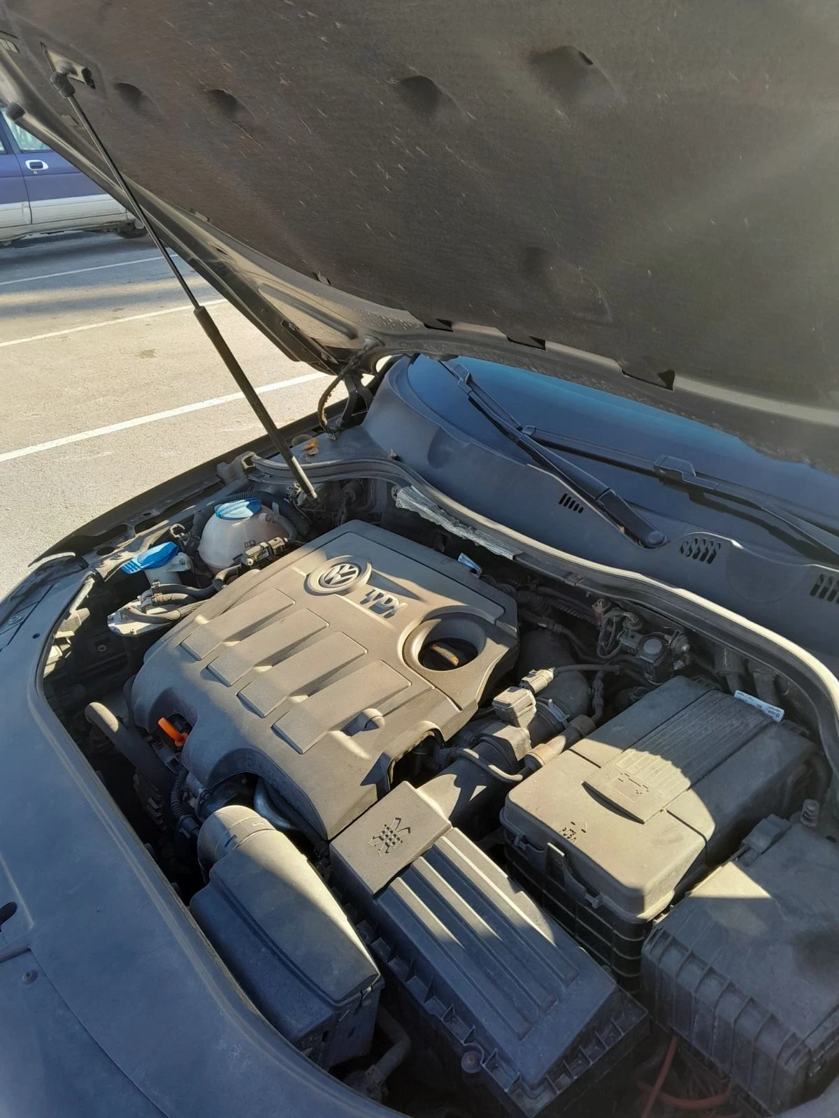 VW Passat, снимка 13 - Автомобили и джипове - 54139338