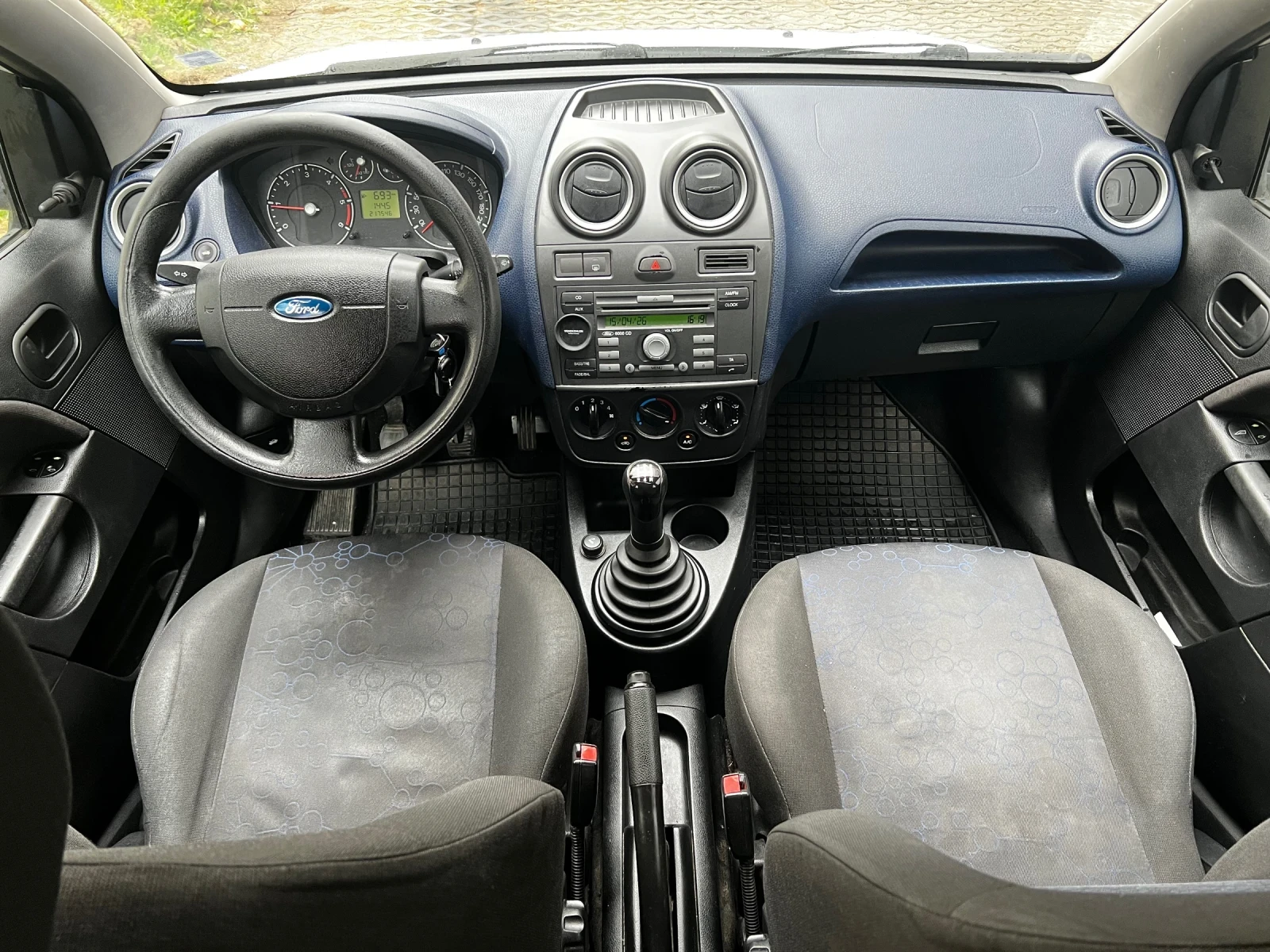 Ford Fiesta От Мото Пфое като нов, снимка 12 - Автомобили и джипове - 54233515