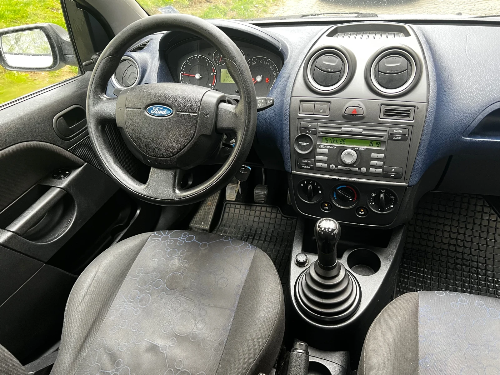 Ford Fiesta От Мото Пфое като нов, снимка 10 - Автомобили и джипове - 54233515