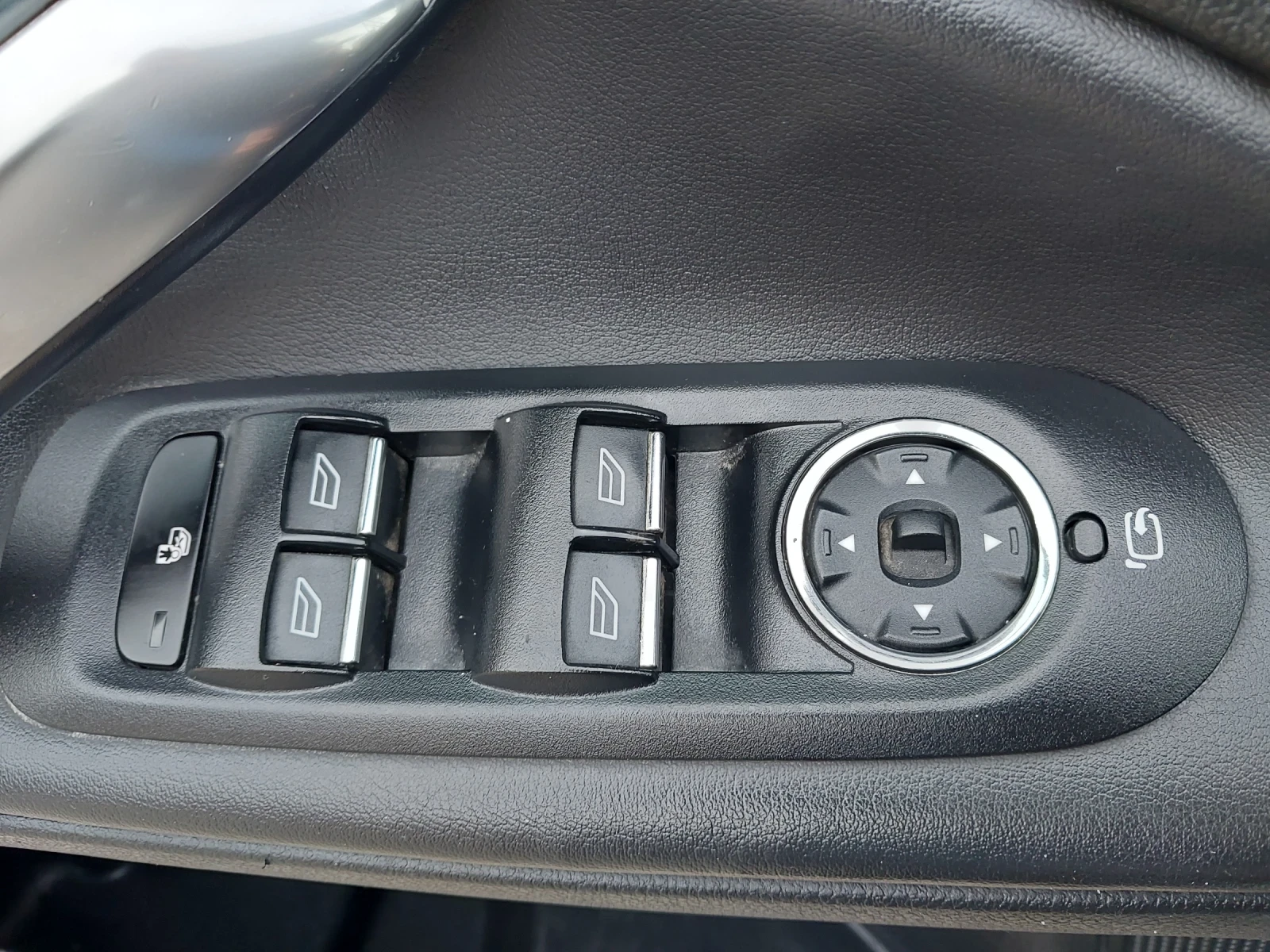 Ford Mondeo, снимка 17 - Автомобили и джипове - 54284613